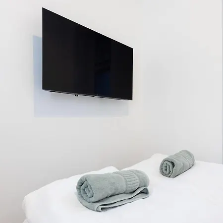 Great 2-room In Mitte Apartment *